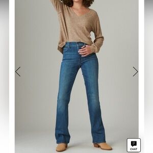 Lucky Brand SOFIA BOOT Jeans Womens Sz 4 Blue Regular Fit Midrise Denim Bootcut